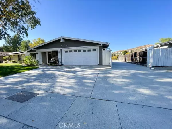 Canyon Country (santa Clarita), CA 91351,18857 Darter Drive