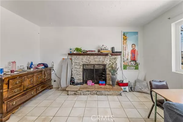 Adelanto, CA 92301,12068 White Avenue