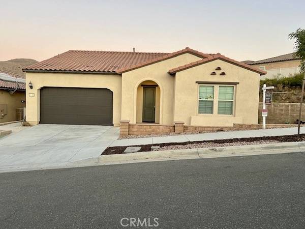 24280 Crestley Drive, Corona, CA 92883