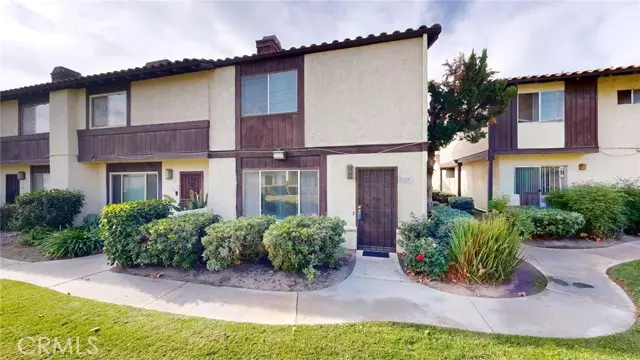 1077 Santo Antonio Drive #68, Colton, CA 92324