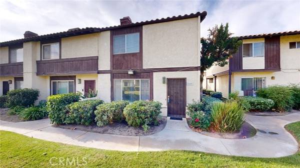 1077 Santo Antonio Drive #68, Colton, CA 92324