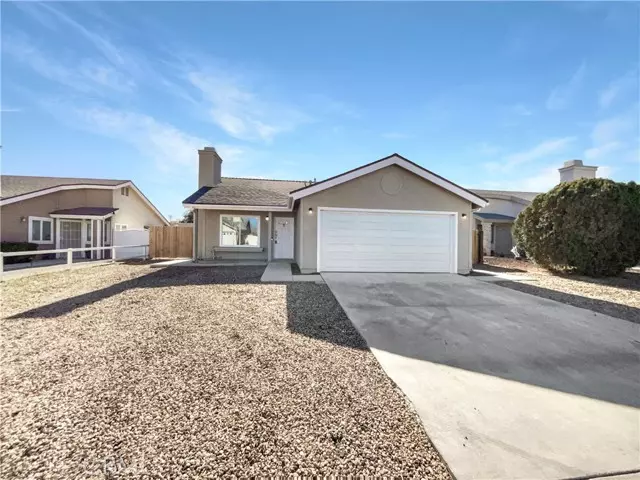 14411 Birchwood Drive, Hesperia, CA 92344