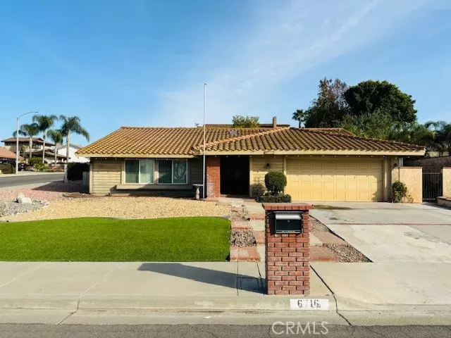 Riverside, CA 92506,6716 Redlands Court