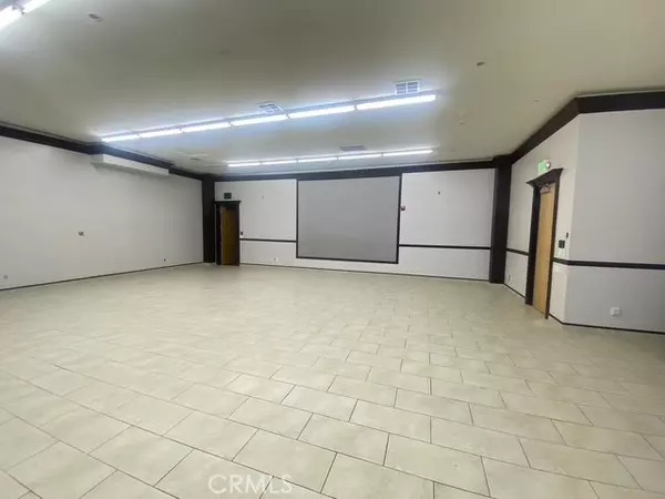 Covina, CA 91723,211 N Citrus Avenue