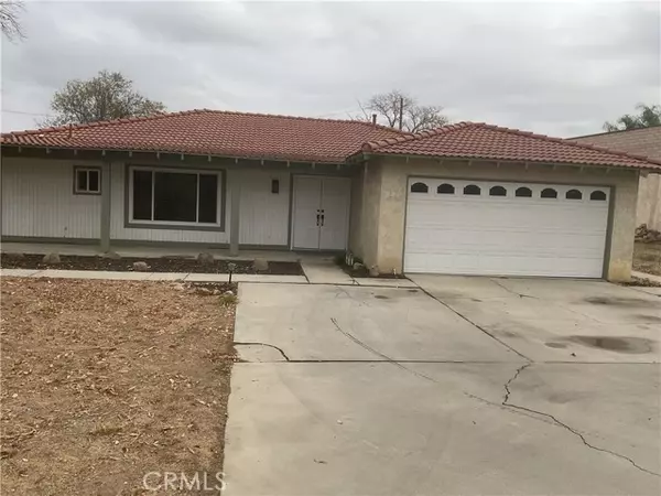 8008 Santa Rita Street, Corona, CA 92881