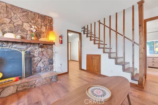 Big Bear Lake, CA 92315,527 Cottage Lane