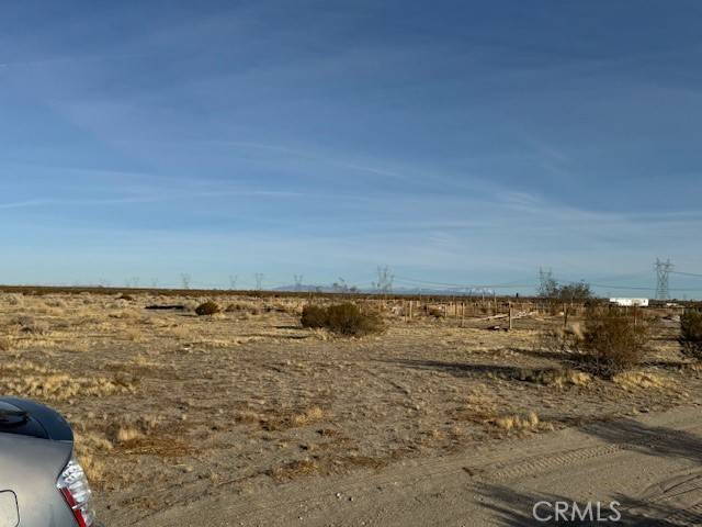 Phelan, CA 92371,0 WINTERGREEN RD /HOLLY RD Road
