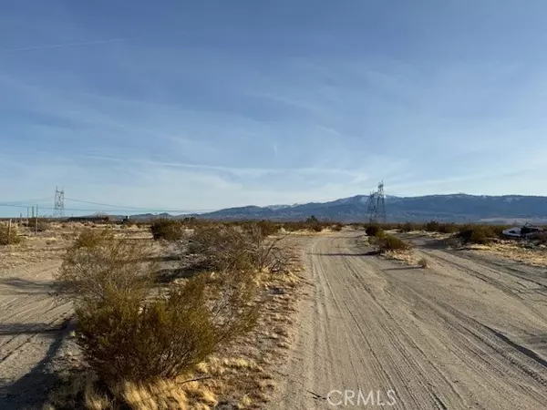 0 WINTERGREEN RD /HOLLY RD Road, Phelan, CA 92371