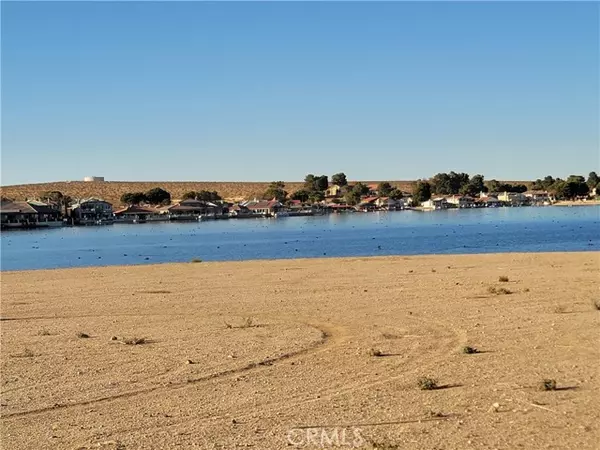 Helendale, CA 92342,15114 Tournament Drive