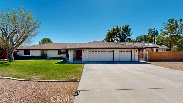 16450 Tao Road, Apple Valley, CA 92307