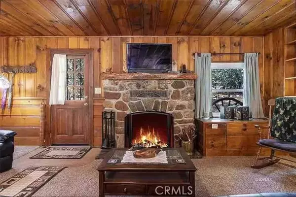 Idyllwild, CA 92549,53985 Pine Crest Avenue