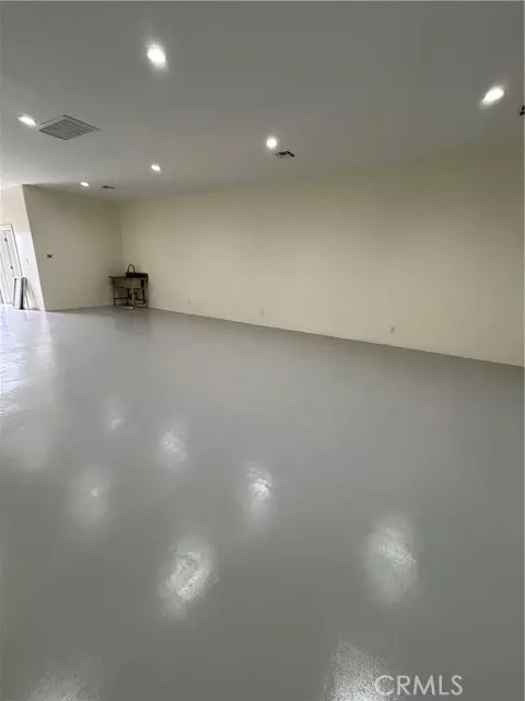 San Bernardino, CA 92404,126 E Highland Avenue