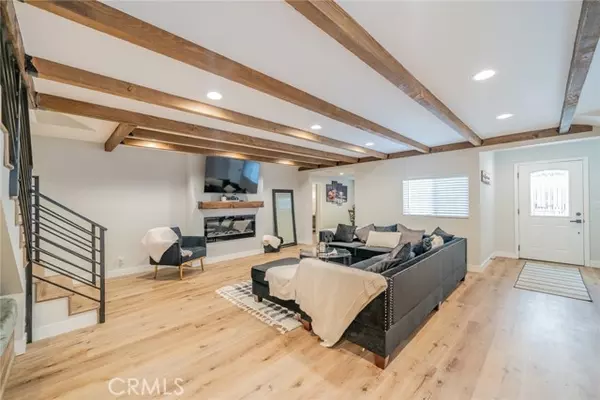 Crestline, CA 92325,707 Rocky