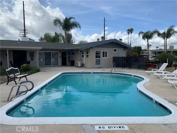 San Jacinto, CA 92583,999 S Santa Fe Avenue #34