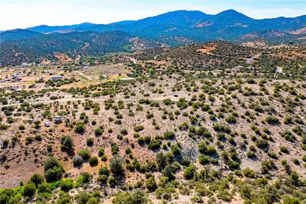 26000 Arabian Place, Tehachapi, CA 93561