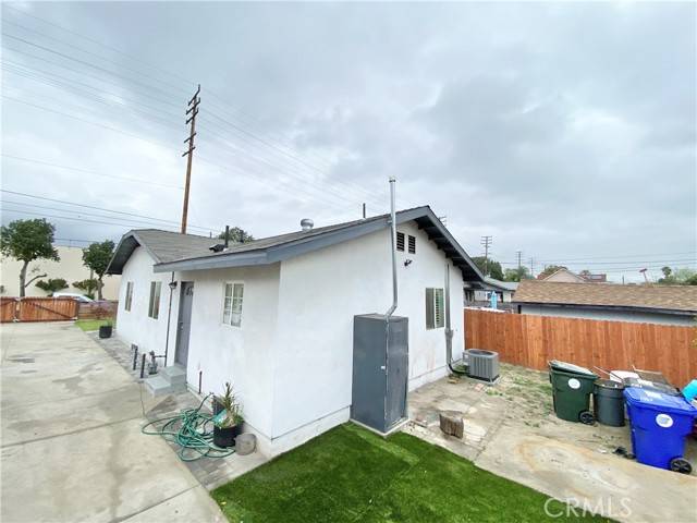San Bernardino, CA 92410,1087 W Rialto Avenue