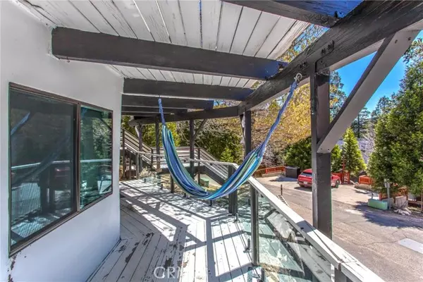 Lake Arrowhead, CA 92352,27491 Oakwood Drive