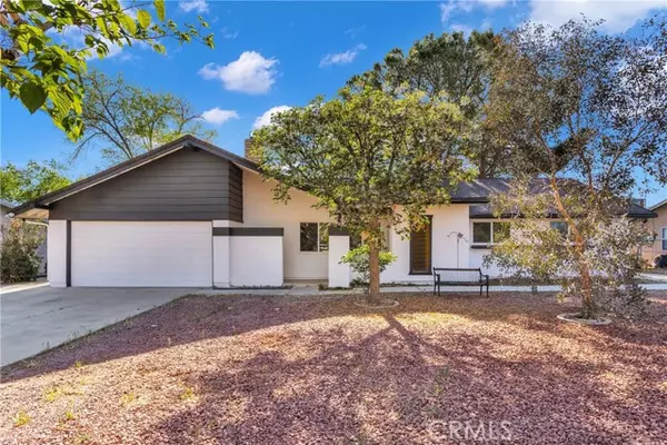 14246 Osage Road, Apple Valley, CA 92307