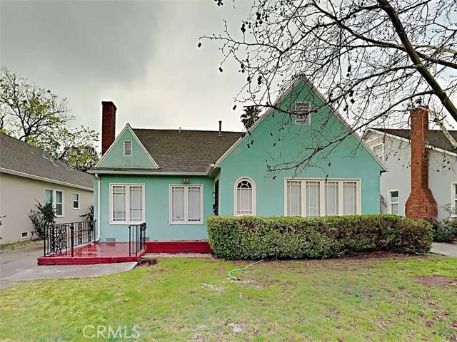 4890 7th Avenue, Sacramento, CA 95820