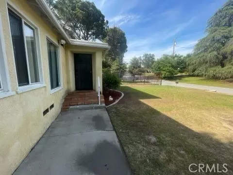 Bakersfield, CA 93305,521 Walnut Avenue