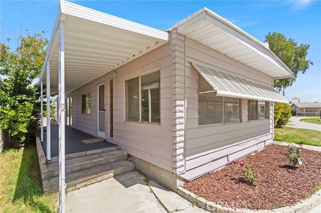 Eastvale, CA 91752,5800 Hamner Avenue #178