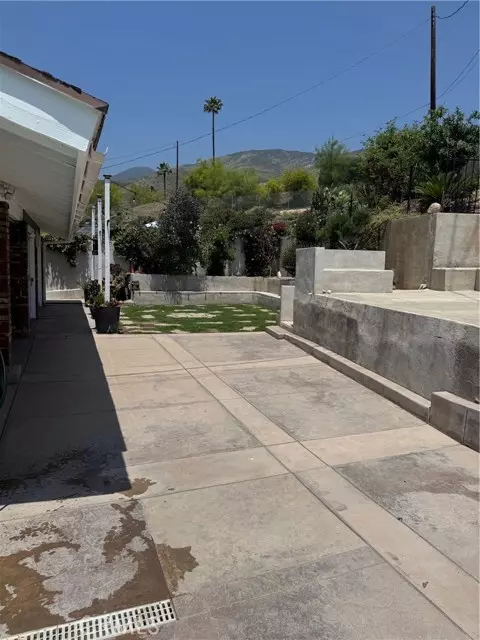 San Bernardino, CA 92404,5431 Monte Drive