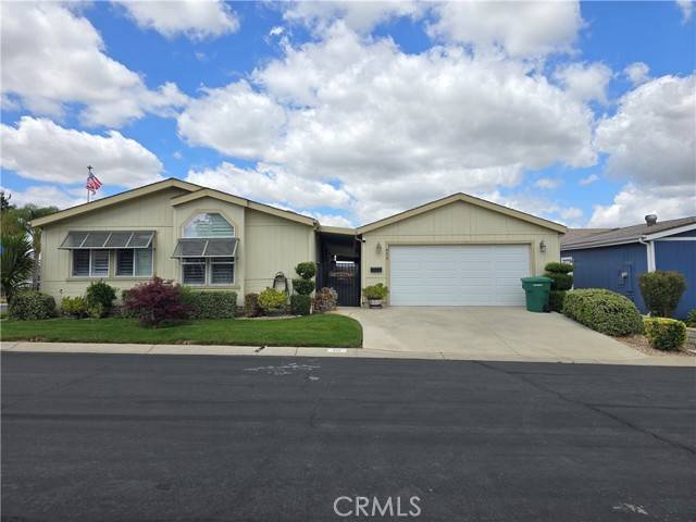 Calimesa, CA 92320,10961 Desert Lawn Drive