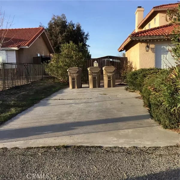 Hesperia, CA 92345,17590 EL CAJON Drive