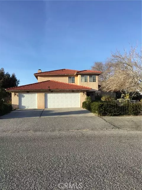 Hesperia, CA 92345,17590 EL CAJON Drive