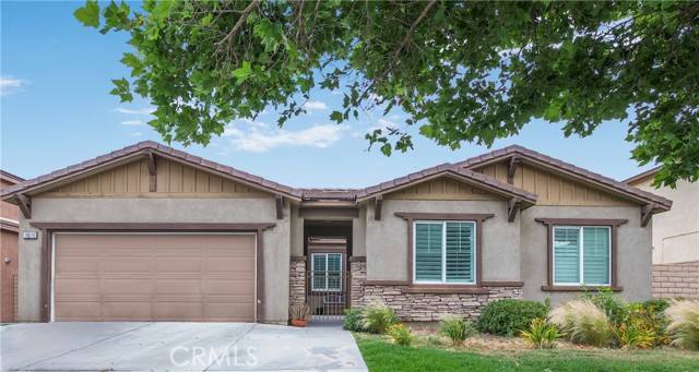 18019 Lapis Lane, San Bernardino, CA 92407
