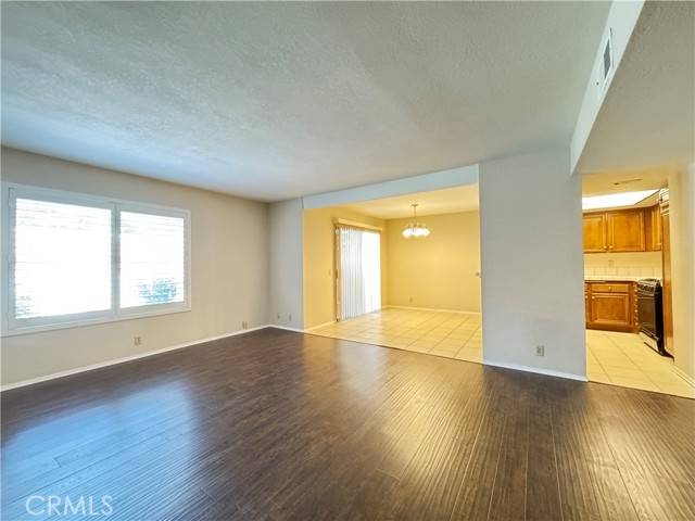 Riverside, CA 92507,600 Central Avenue #323