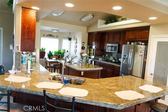 Oak Hills, CA 92344,12720 Farmington Street