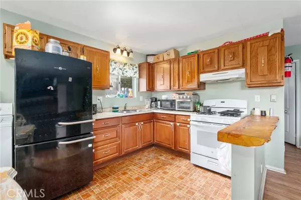 Twin Peaks, CA 92391,26166 Alpine Lane