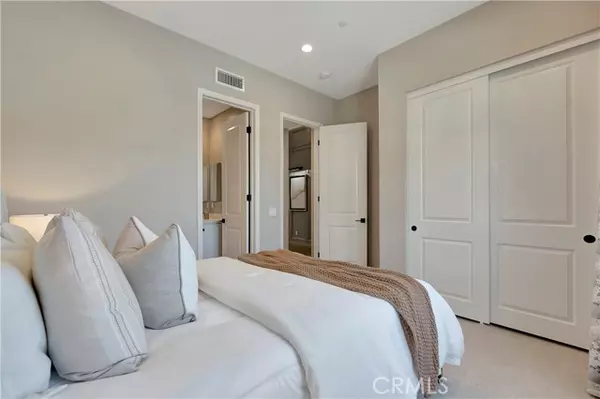 Lake Forest (el Toro), CA 92630,17 Ponte