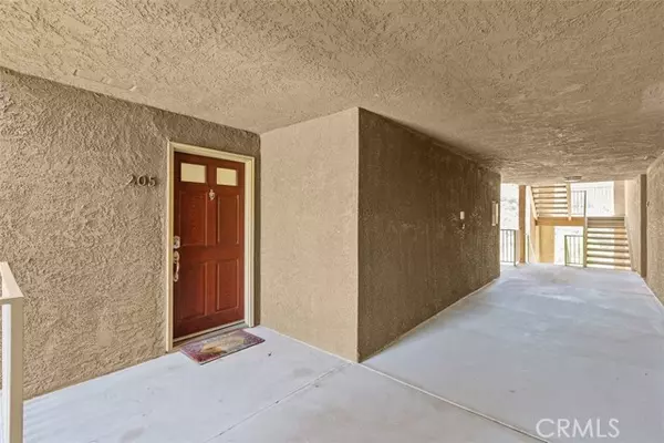 Corona, CA 92882,2400 San Gabriel Way #205