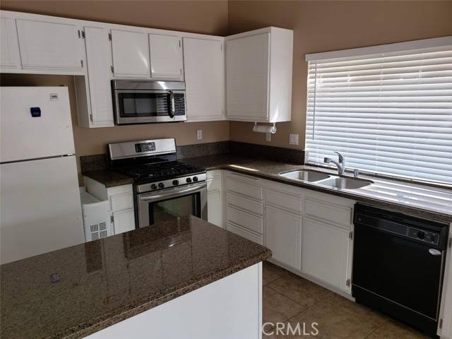 Murrieta, CA 92562,26896 Fayence Drive