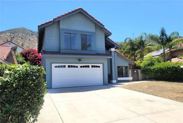 15681 Half Moon Drive, Lake Elsinore, CA 92530