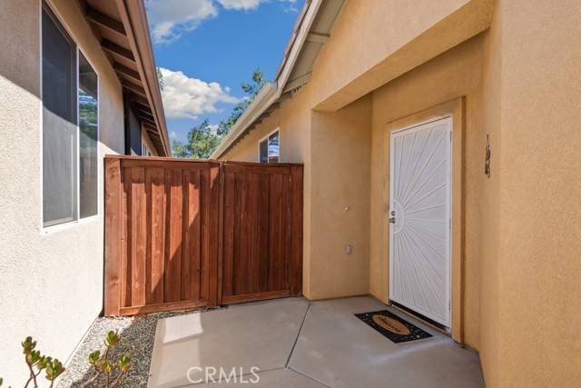 Hemet, CA 92545,7704 Couples Way