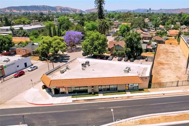 Pomona, CA 91767,925 N Garey Avenue