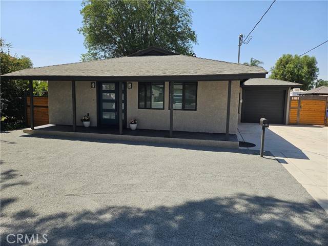 8463 California Avenue, Riverside, CA 92504
