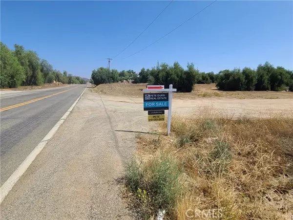 Perris, CA 92570,0 349-320-014