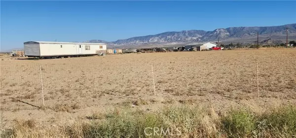 32435 Lake Street, Lucerne Valley, CA 92356