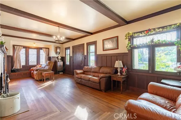 Riverside, CA 92504,7914 Magnolia Avenue
