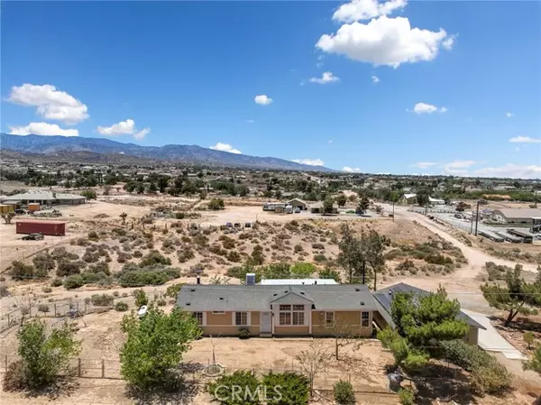 5777 Sunnyslope Road,  Phelan,  CA 92371