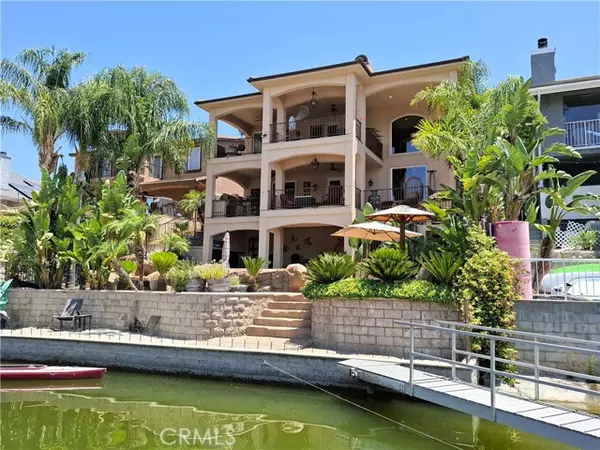 30295 Little Harbor Drive, Canyon Lake, CA 92587