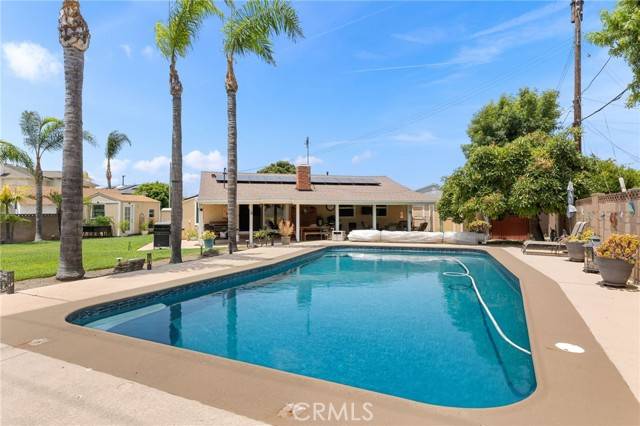 8736 Roosevelt Circle, Buena Park, CA 90620