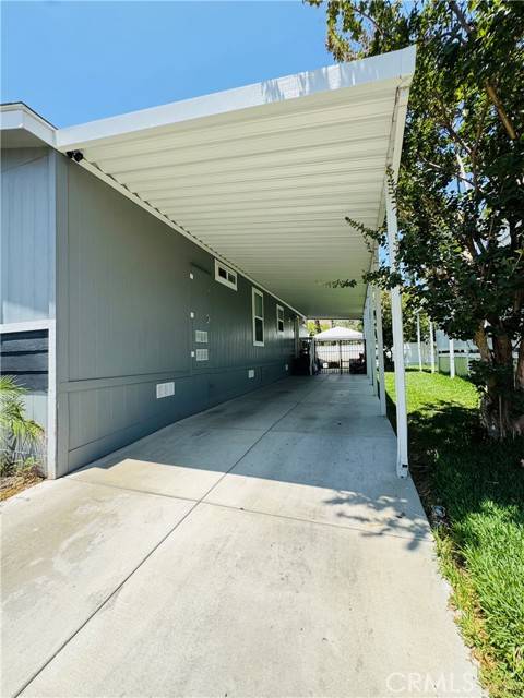 Colton, CA 92324,2851 S La Cadena Drive #125