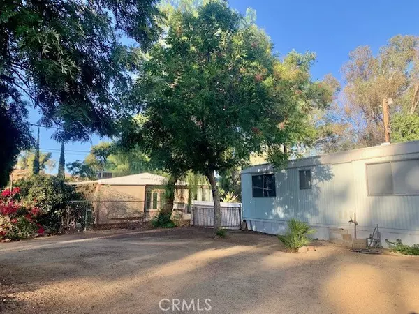 28480 Red Gum Drive, Lake Elsinore, CA 92532