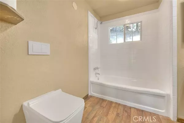 Crestline, CA 92325,486 Thousand Pines Road