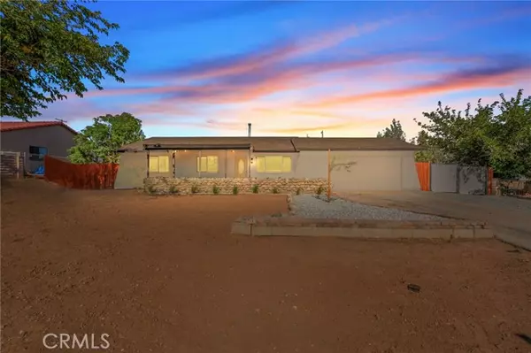 7990 Arrowhead Lake Road, Hesperia, CA 92345